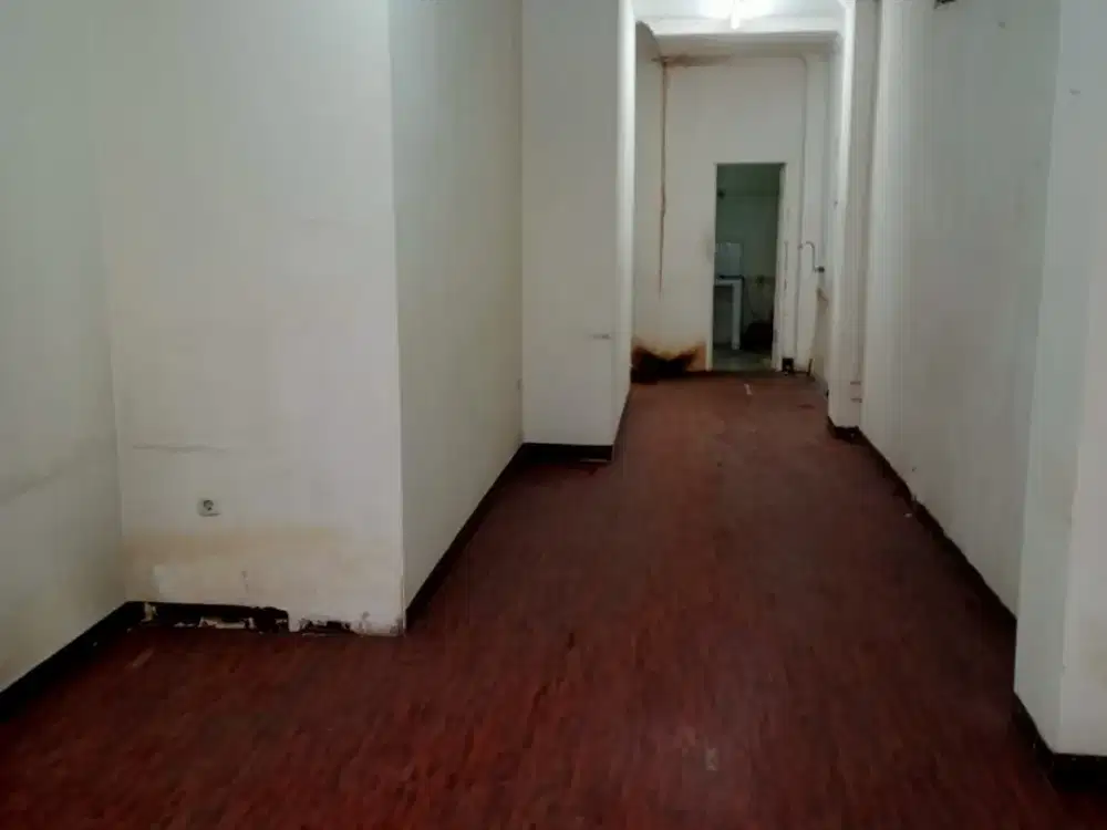 Ruko disewakan di Kebayoran