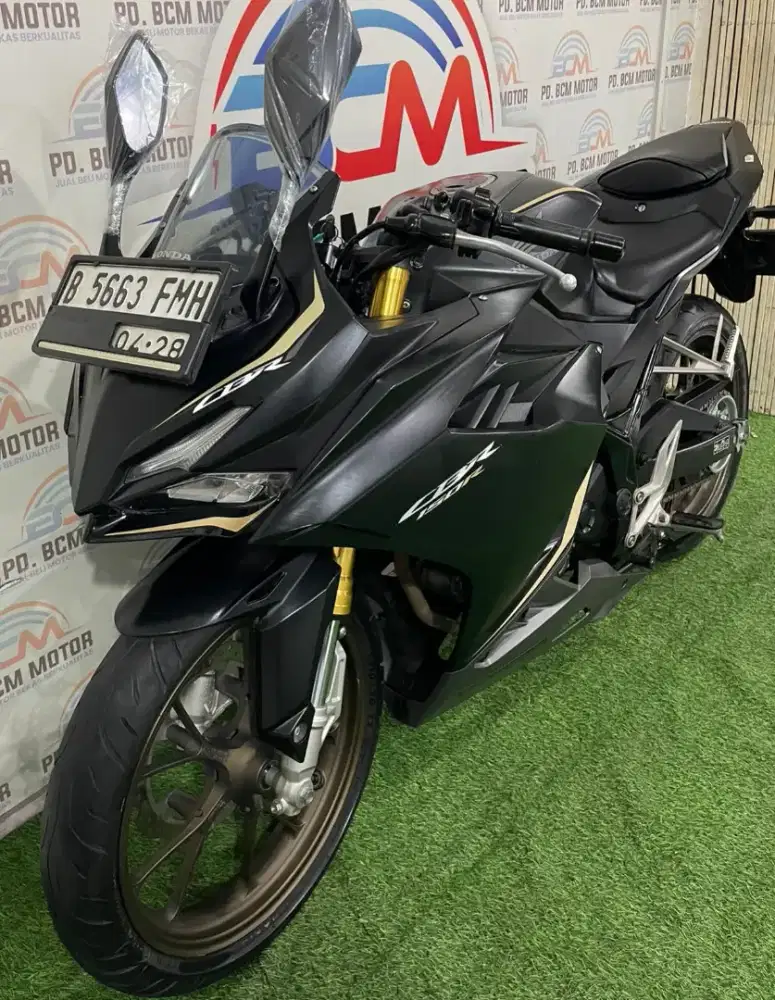 Honda CBR 150 R 2023