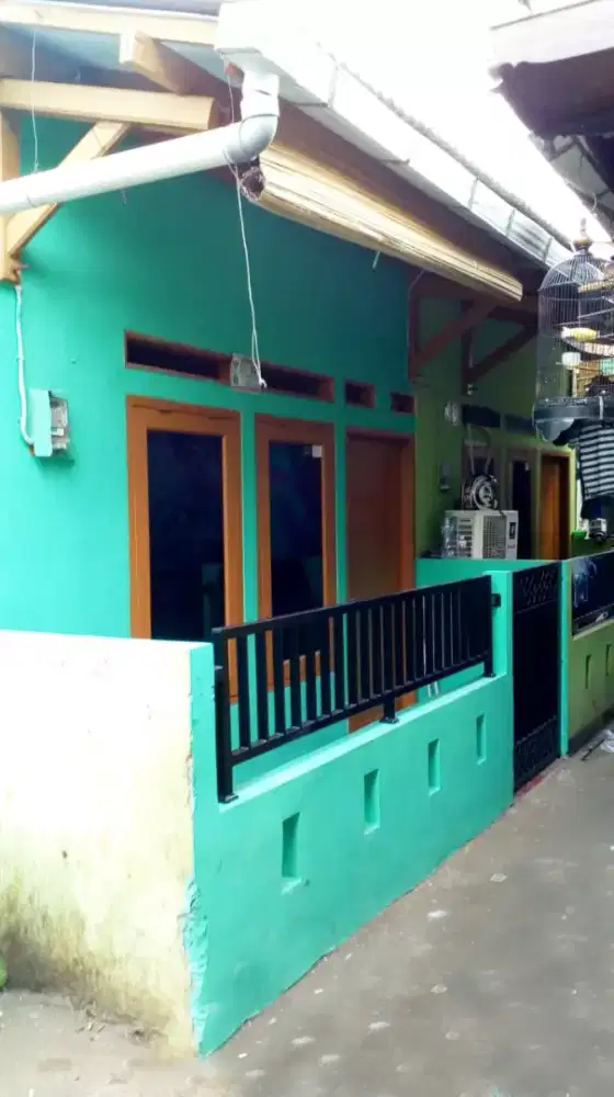 RUMAH DI KONTRAKAN