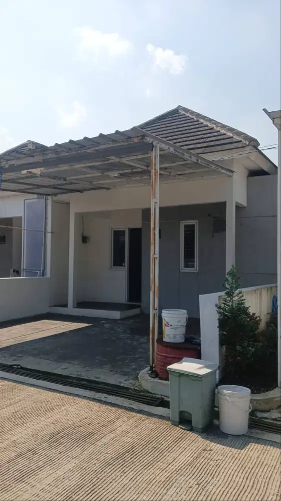 Disewakan Rumah di Puri Suwarna Tipe 36m2 lokasi Strategis