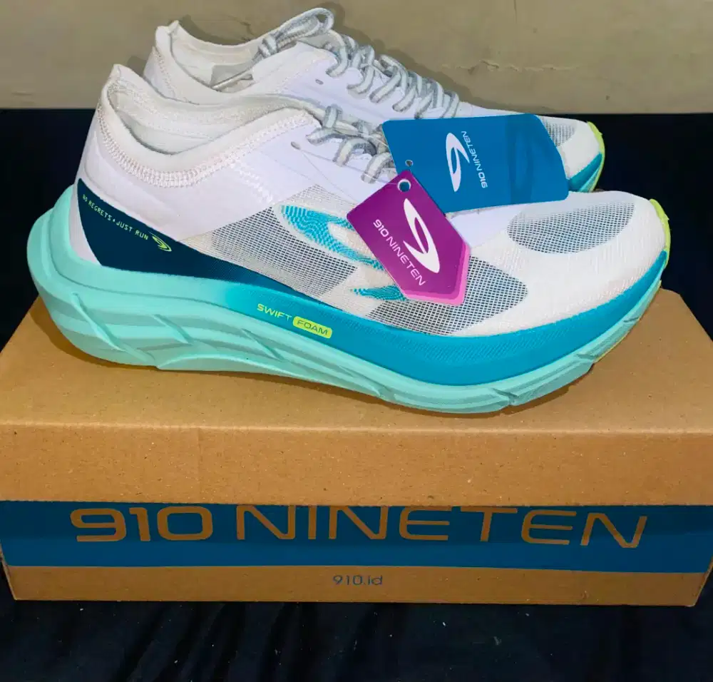 WTS SEPATU RUNNING 910 GEIST EKIDEN HYPERPLUS