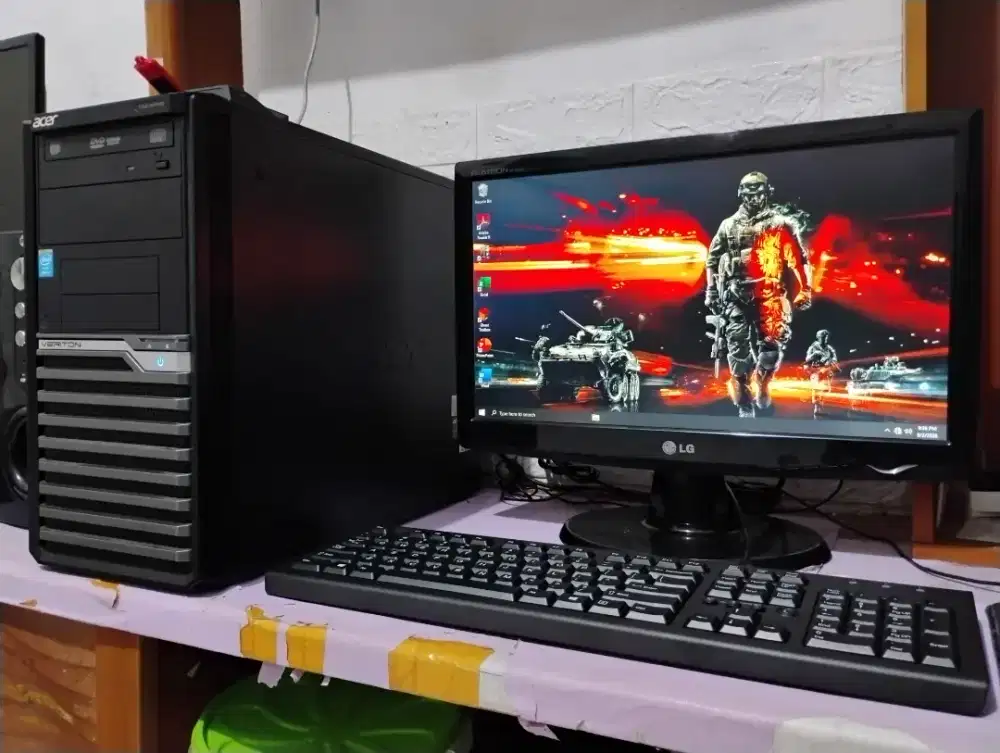 Pc gaming roblox / intel gen4 + vga nvidia 2gb + ram 8gb + monitor 19