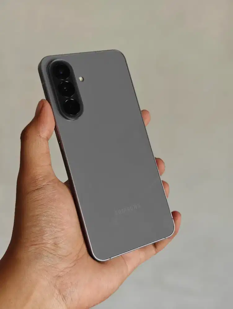Samsung A57 8/128 Gb