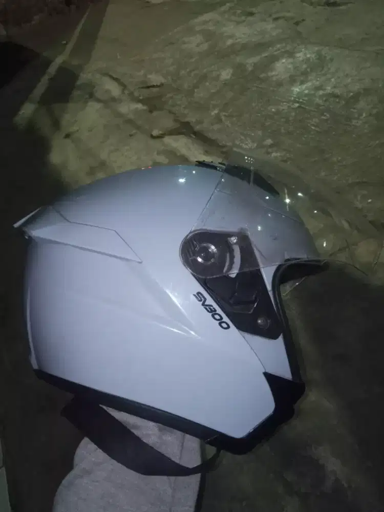 HELM RSV SV300 bekas