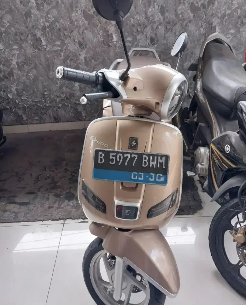 DIJUAL CEPAT MOTOR LISTRIK UNITED C2000