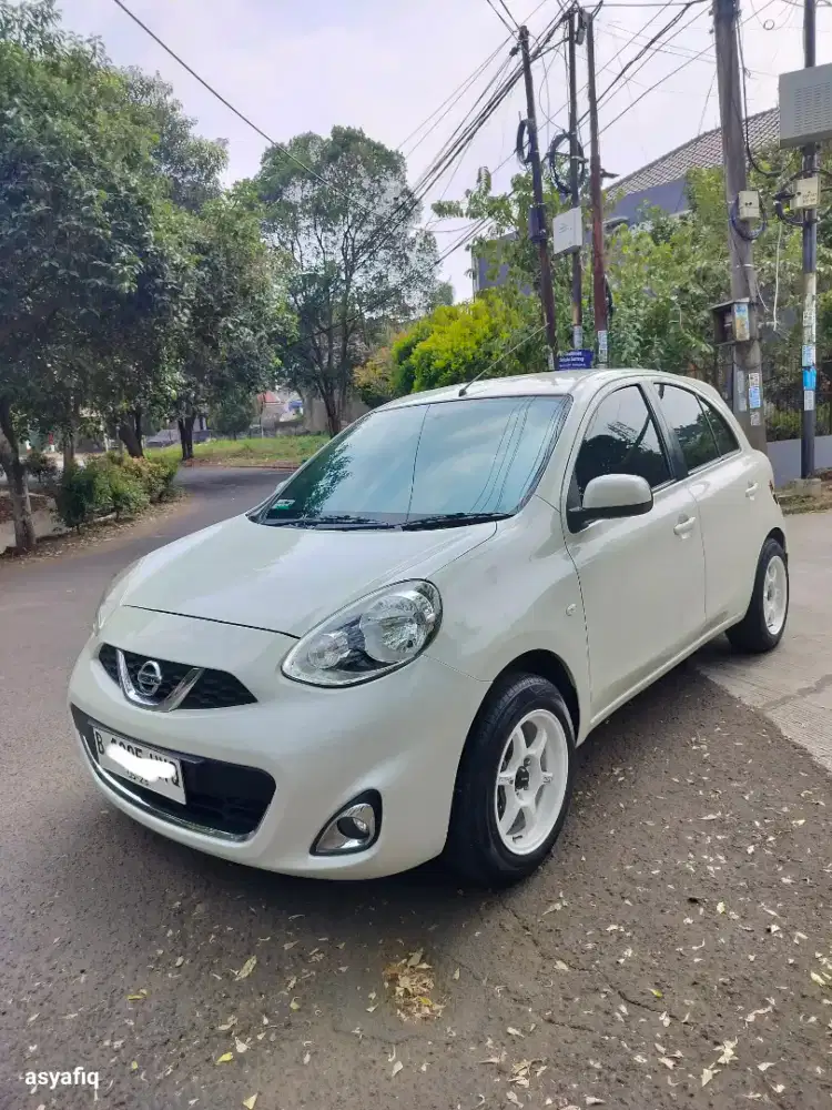 Nissan march 1.2 XS AT 2015