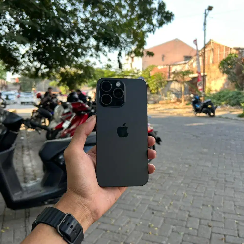 IPHONE 15 PROMAX 256GB HITAM EX INTER ALL OPERATOR