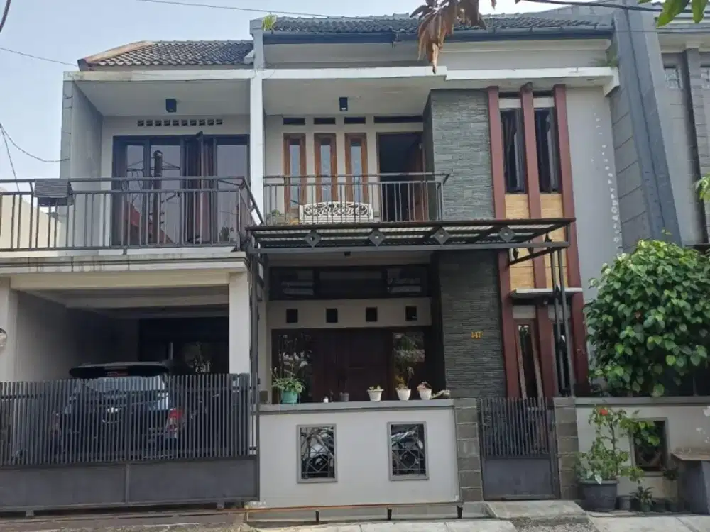 RUMAH SIAP HUNI SEMI FURNISHED BISA NEGO DI MARGAHAYU RAYA KOTA BANDUNG