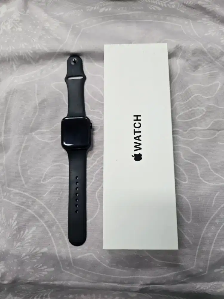 Apple Watch SE 3 44mm Midnight GPS BH 98%