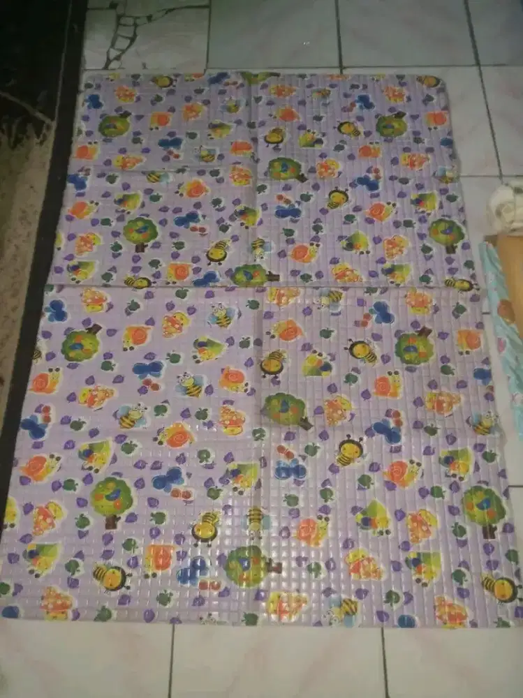 Menjual perlak ukuran besar