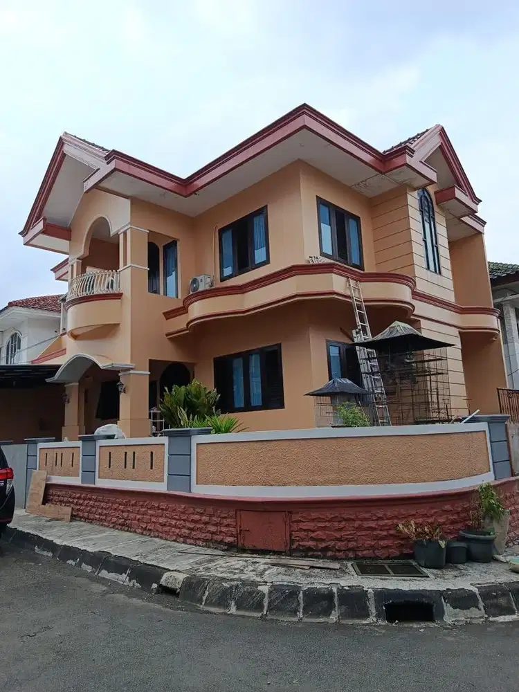 Dijual Rumah Bintaro 2 Lantai dan 1 Basement Lokasi Hook