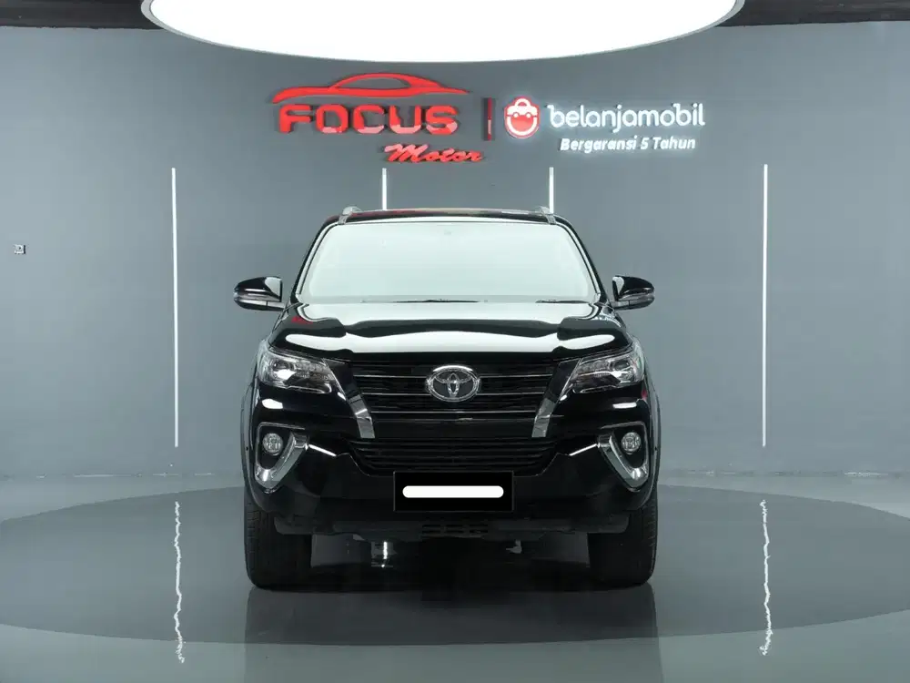 Km 40rb toyota fortuner vrz diesel 2019 hitam matic