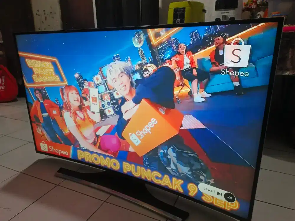 Tv Samsung LED Smart TV 55inch