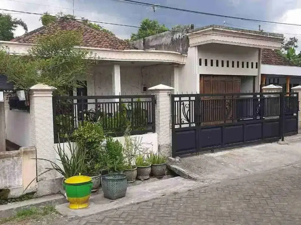 Jual murah rumah + furniture D Diwek Jombang dekat semua fasum
