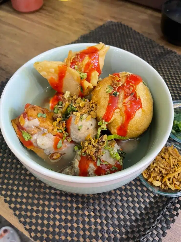 STAFF DAN KASIR BAKSO MALANG CAK ENDUT