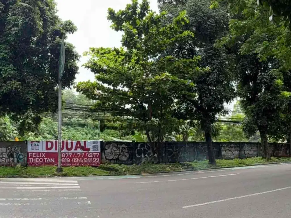 DlJUAL Tanah Luas 2700m2 , Lokasi Strategis Cocok Untuk Resto Di Jalan Utama PaJajaran