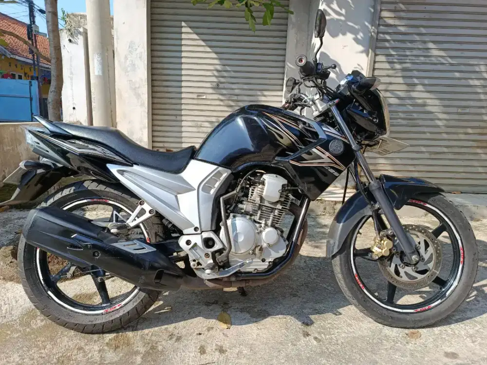 Yamaha Scorpio Z 2010 225cc Original Standar Ss Kumplit Murah