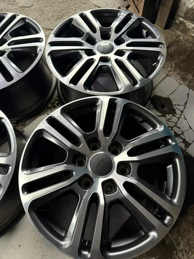 Velg FORD RANGER Wiltrack R.18 ori