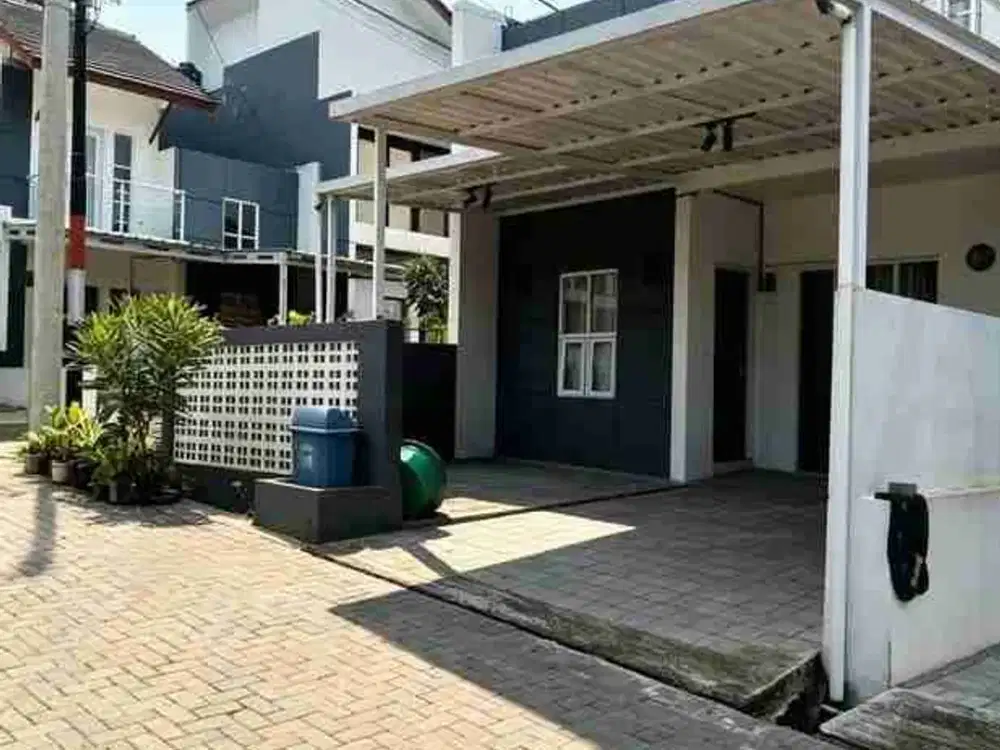 Dijual Rumah Second Terawat di Perumahan Green city Resort dekat Secaba Sindanglaya Bandung Timur