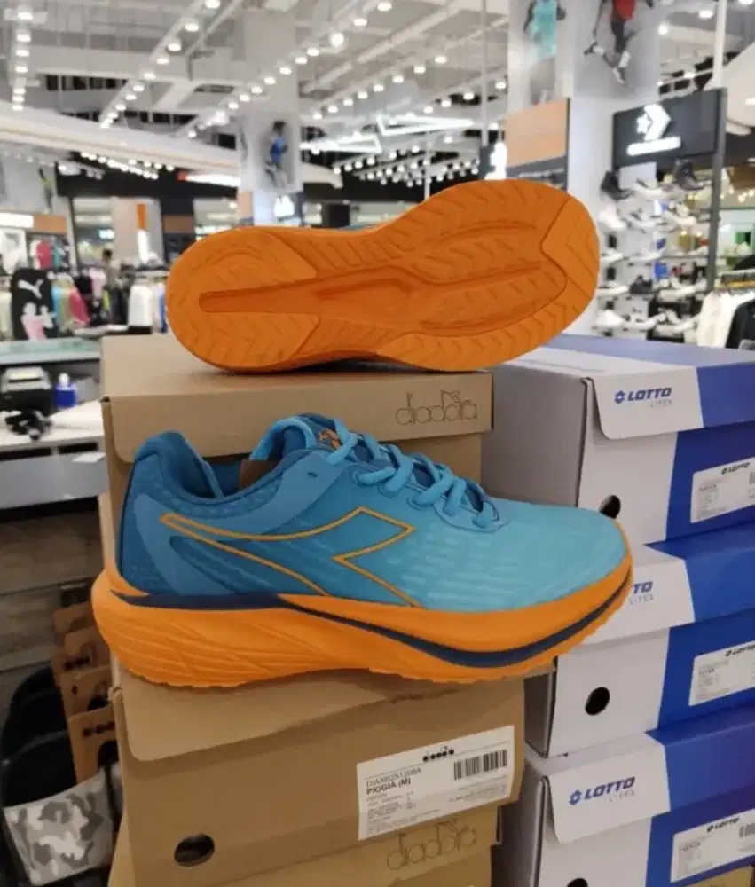 Sepatu diadora run sizs 41 murah