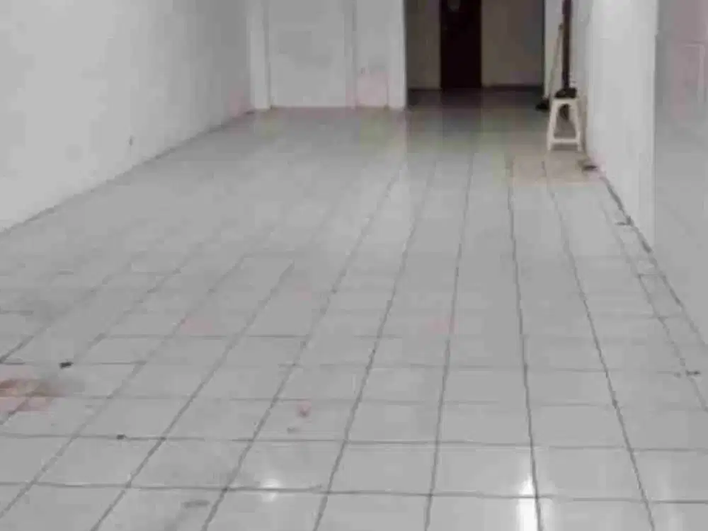 ......dijual/disewa ruko 4 lantai di lengkong dekat pusat kota. universitas. pusat perbelanjaan......