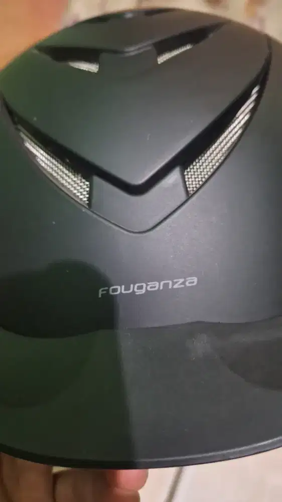 Helm Berkuda Fouganza Decathlon