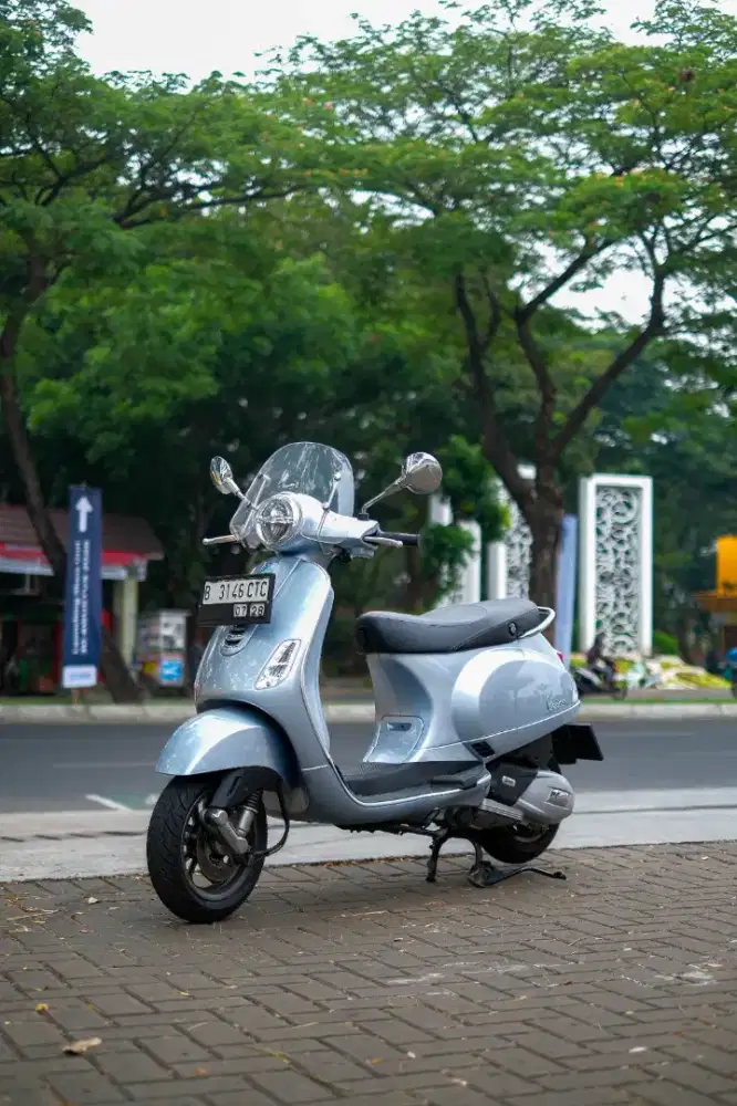 PIAGGIO VESPA LX 125 IGET FACELIFT 2023 TERMURAH BERGARANSI MESIN