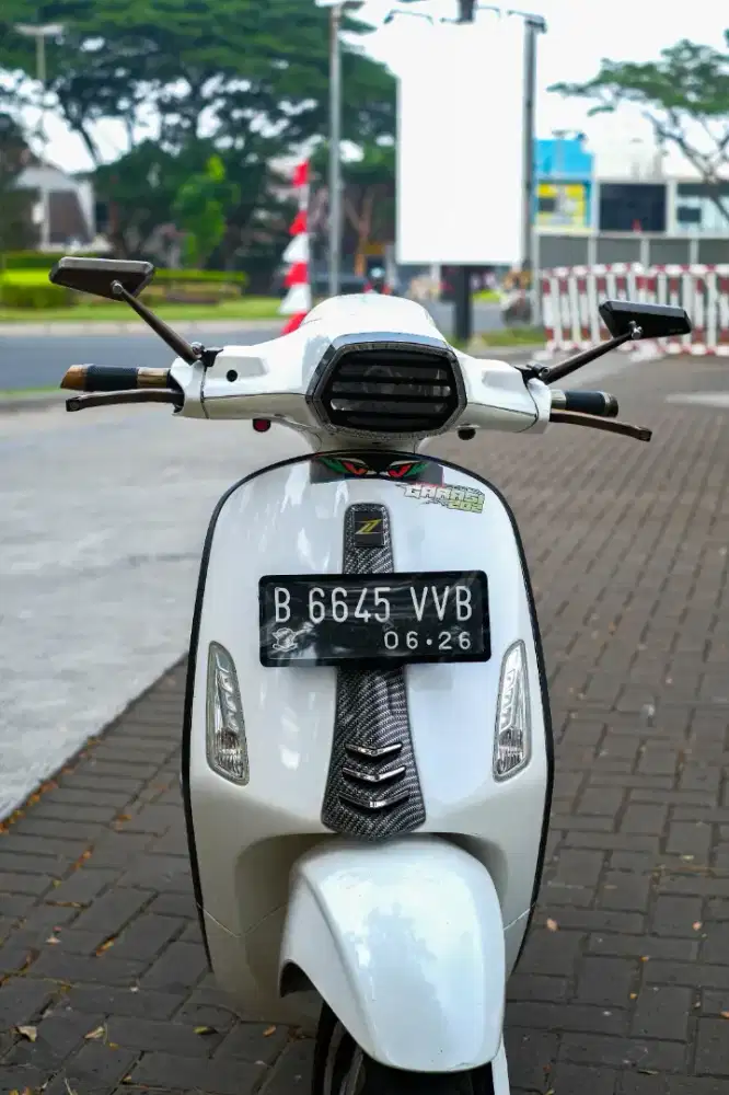 PIAGGIO VESPA SPRINT 150 3VIE 2016 TERMURAH BERGARANSI MESIN 1 TAHUN