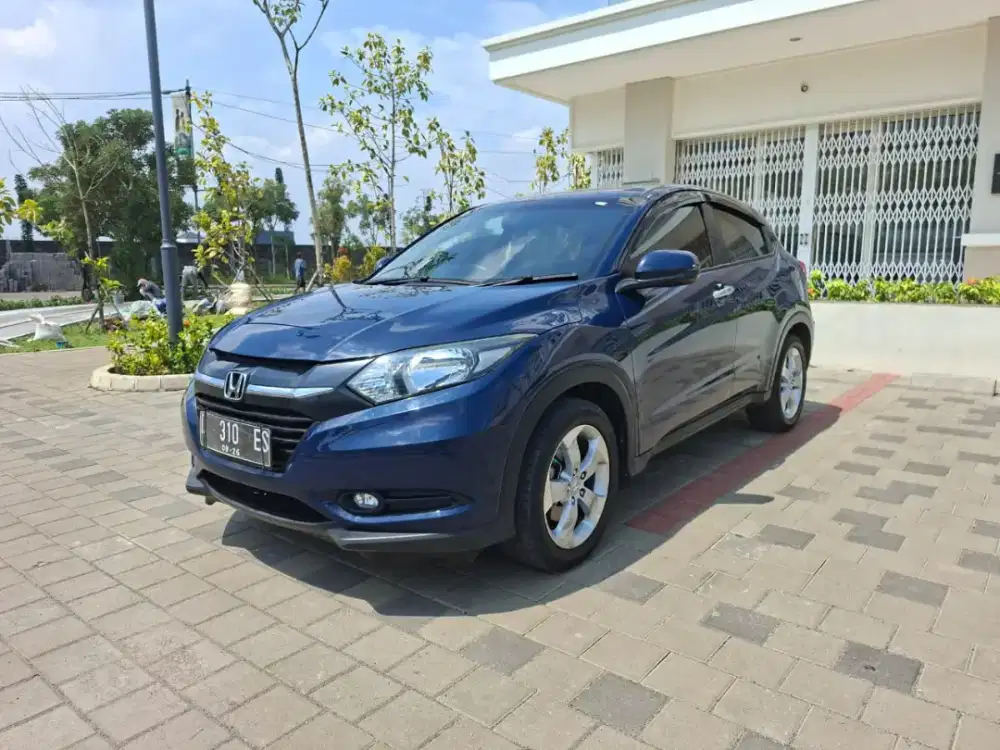 Honda HR-V E 2016 CVT Dp 10 juta