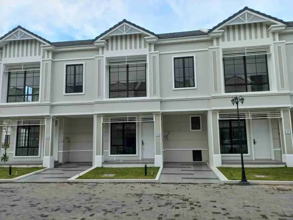 DISEWAKAN RUMAH 2 LANTAI 4 KAMAR LAVON SUVARNA SUTERA CIKUPA TANGERANG