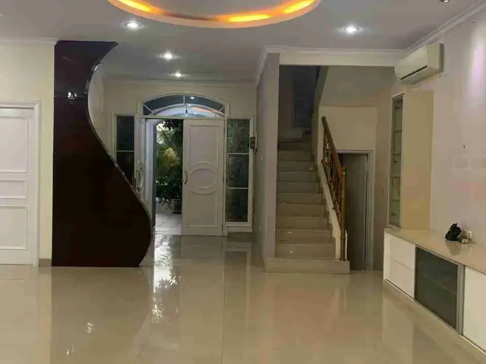Disewakan Rumah Cluster Rome uk 8x17m Furnished
