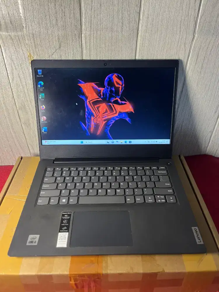 Lenovo Ideaped slim 3 core i3 generasi 10 1.2 ghz
 Nego tipis
