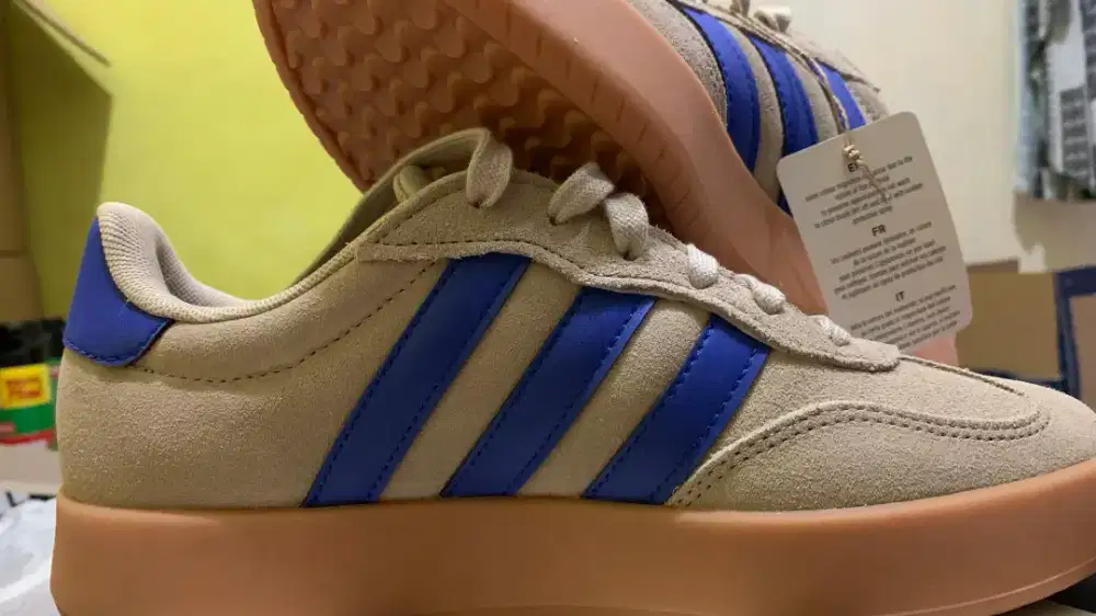 Sepatu Adidas Barreda