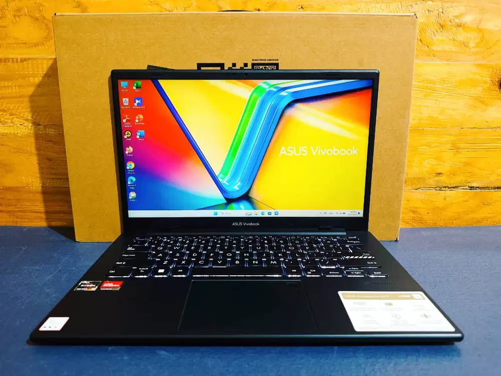 ASUS VivoBook Go E1404FA Ryzen 3-7320U 8GB DDR5 SSD 256GB NVMe Fullset