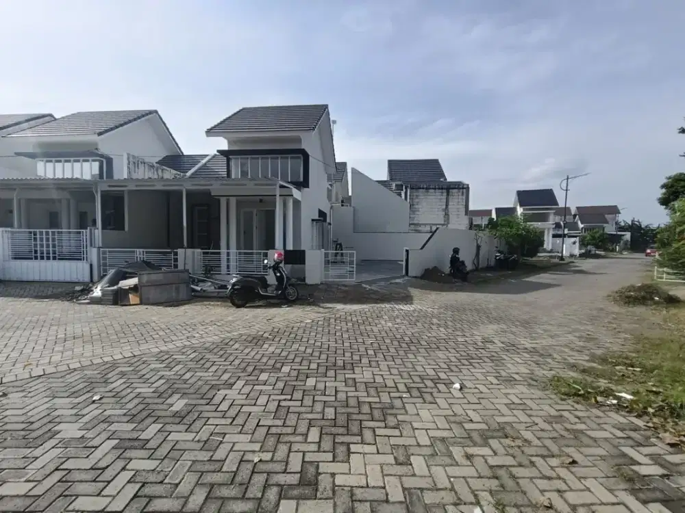 Dijual Rumah Hook Harga Murah Bawah Pasaran Di BLUKID RESIDENCE RANGKAH KIDUL SIDOARJO KOTA