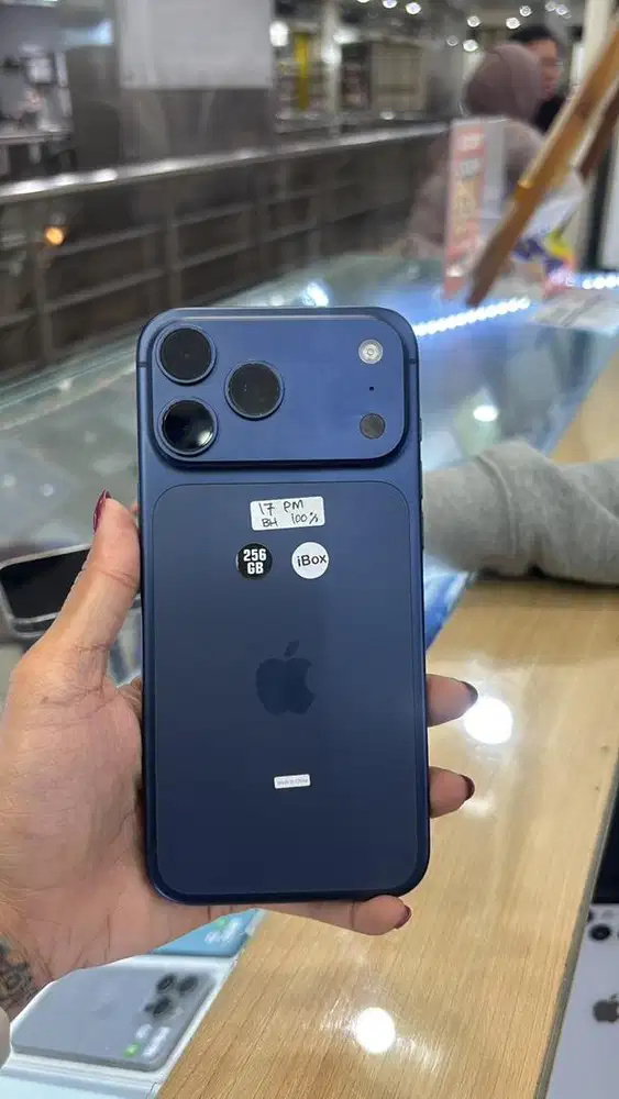 iphone 17PM 256 IBox