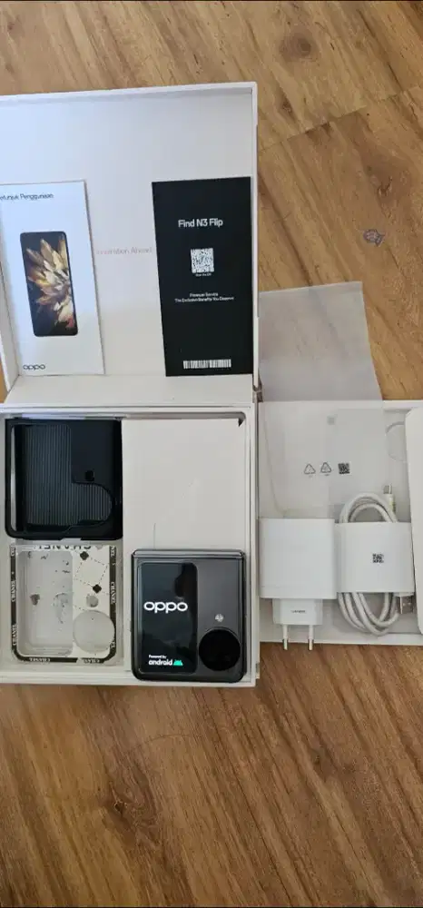 Oppo Find N3 Flip 12 GB/256 GB
