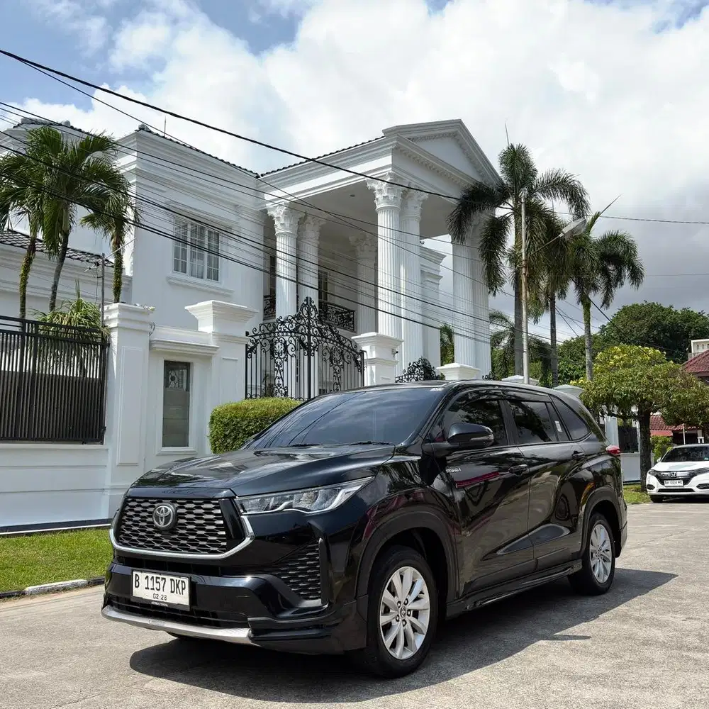 Zenix v hybrid modelista 2023 istimewa