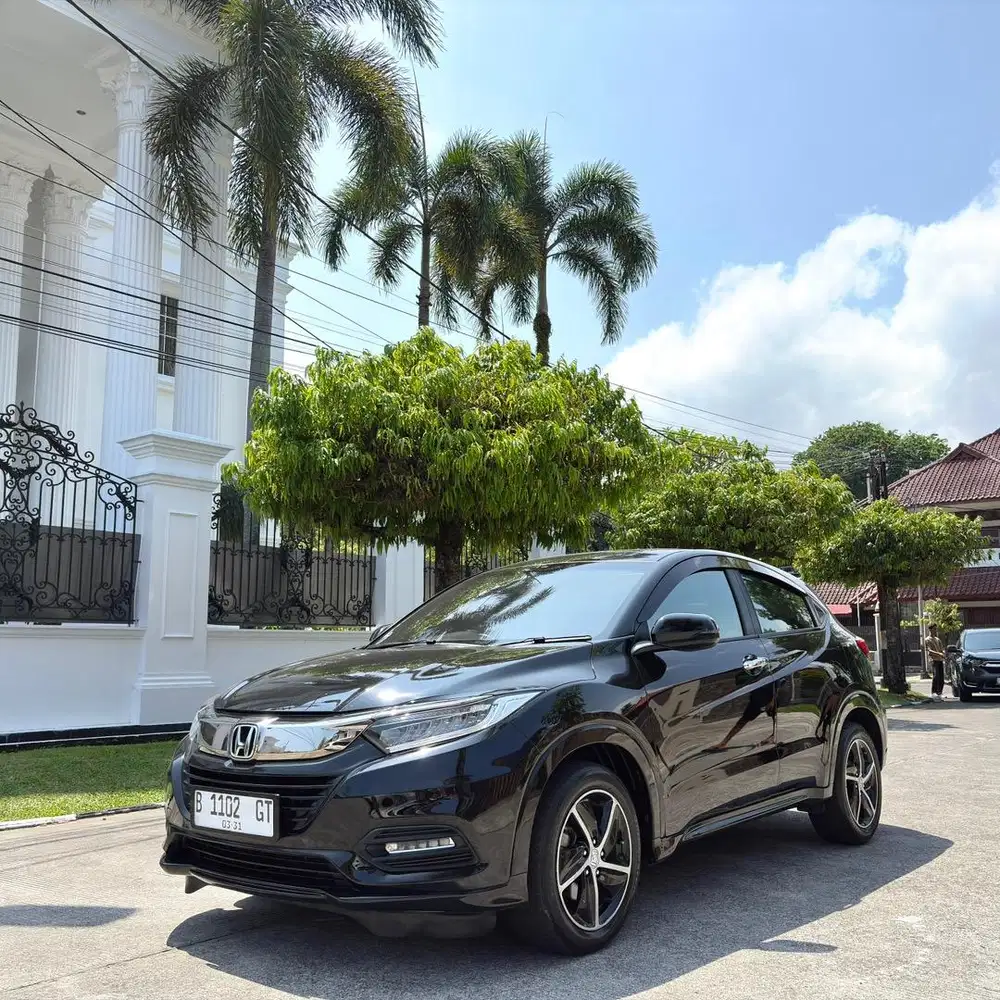 Honda hrv prestige 2021 sunroof murah