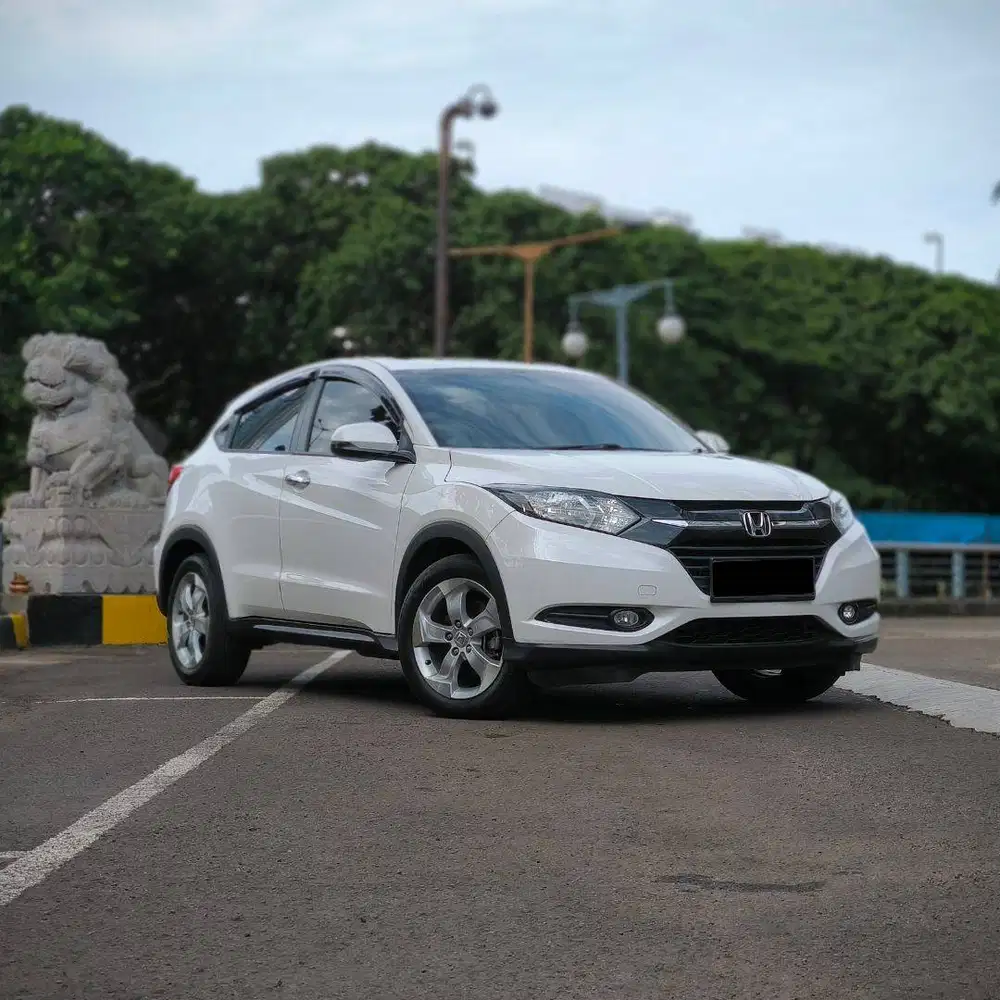 (TDP 20JT) LOW KM 61 RB ! HONDA HRV E CVT 2018 PUTIH ! AUDIO FLOATING