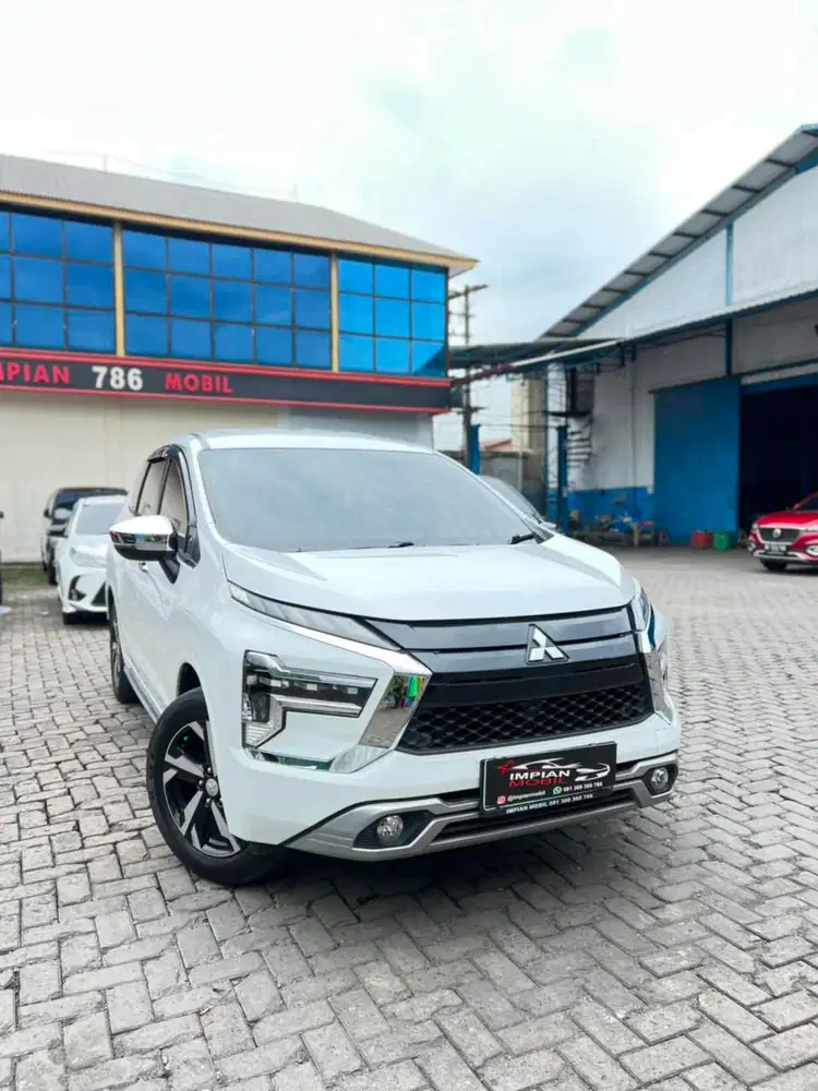 Mitsubishi Xpander Ultimate AT Putih 2022 HRV 2021 avanza 2023 veloz