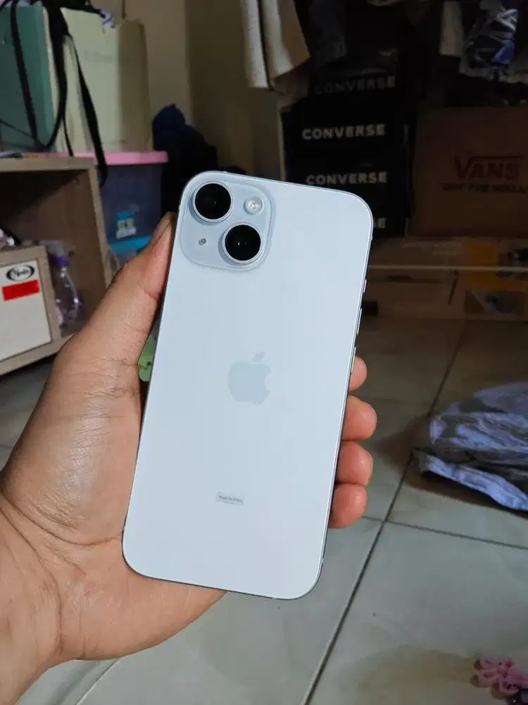 Iphone 15 blue good condition
