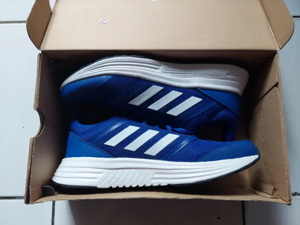Sepatu/Sneakers Adidas Cloudfoam Galaxy 5 Size 42