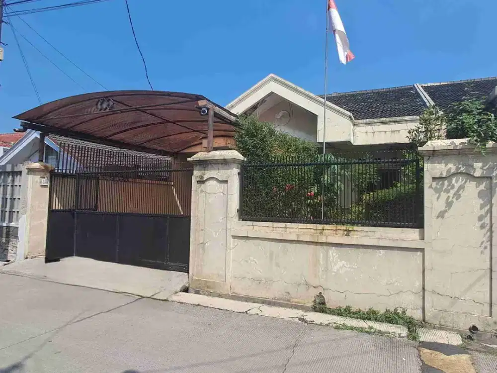 Rumah di sayap Jl Margacinta dengan Luas Tanah 350 m lokasi strategis dekat ke mainroad  jl  Margacinta