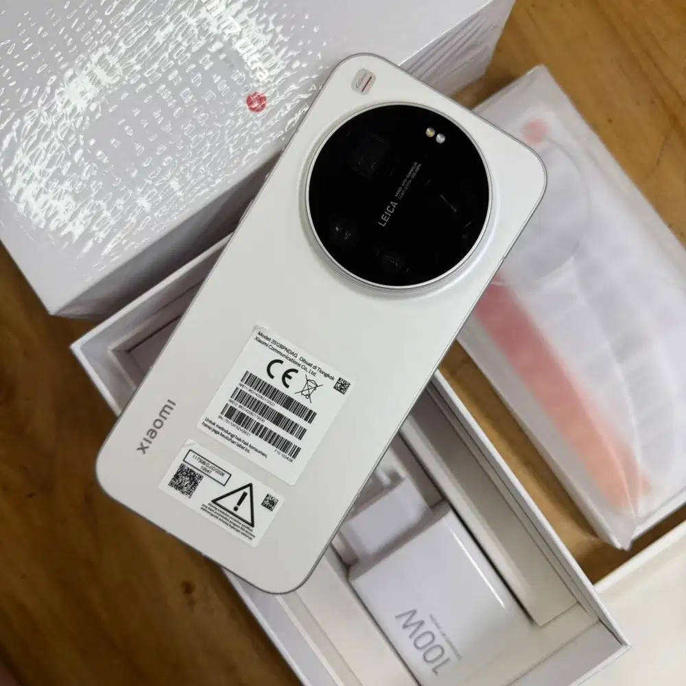 Like New Xiaomi 17 Ultra 5G 16/1TB White Garansi resmi Juli 2028
