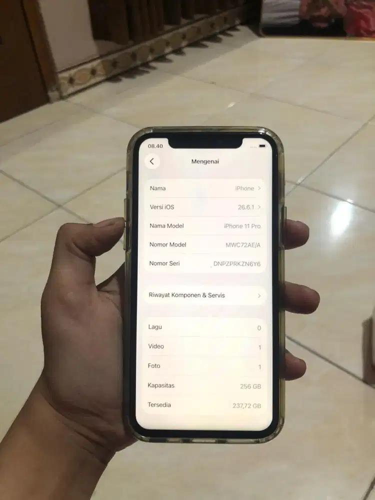 iphone 11pro 256gb ( whitelist all operator )