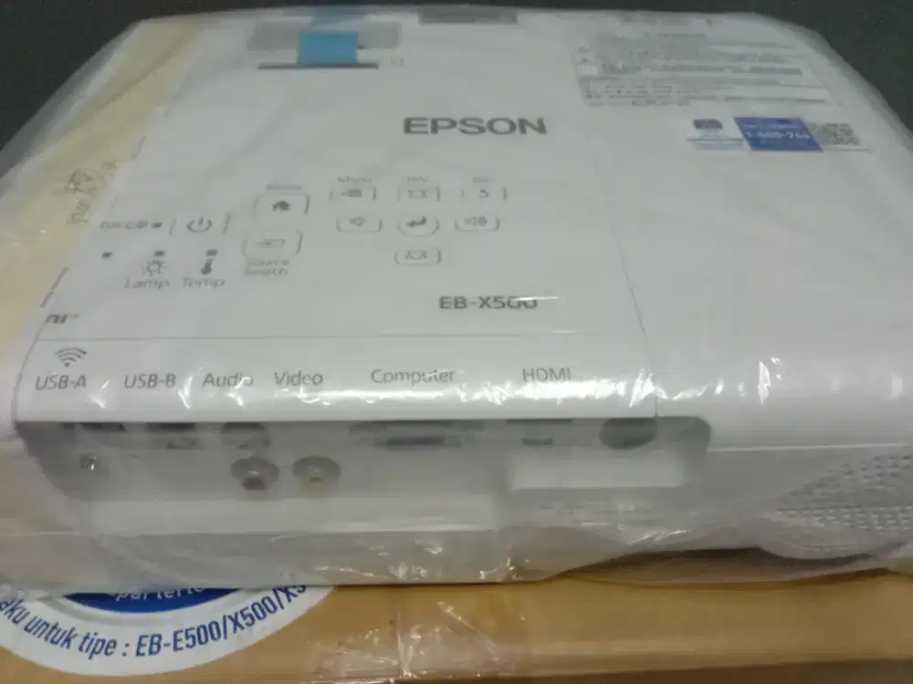 PROJECTOR EPSON EBX500