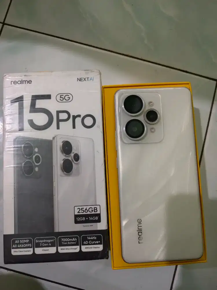 Realme 15 pro 12/256