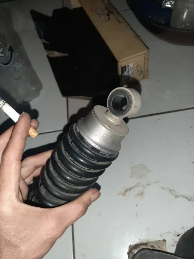 Sok belakang vario kzr ori