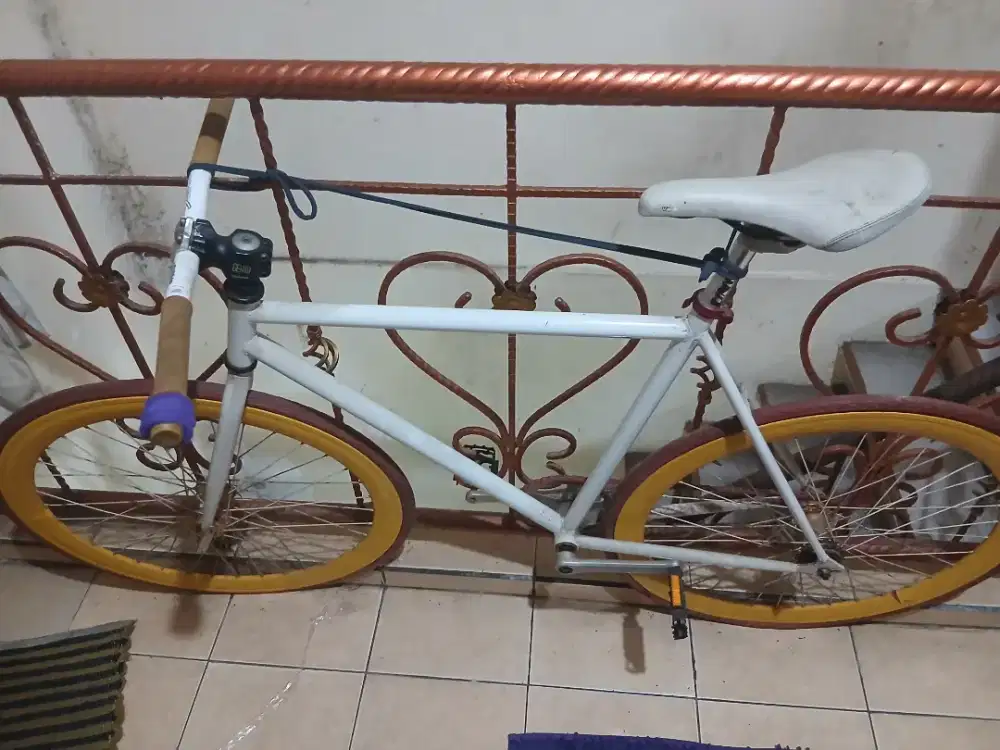 sepeda fixie bekas